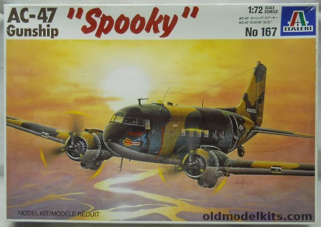 Italeri 1/72 AC-47 Spooky Gunship Puff, 167 plastic model kit